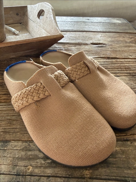 Rothy's Shoes - Rothy’s The Braid clog in butternut in like new condition!
